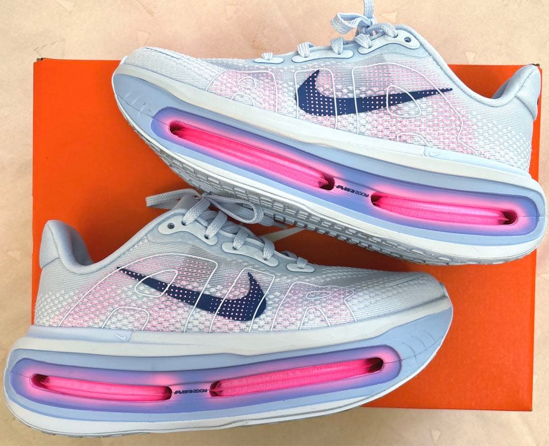 ナイキ ボメロプレミアム ウィメンズ ロード ランニングシューズ 23.5㎝