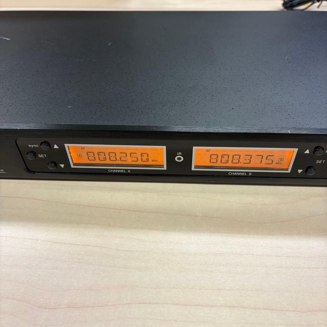 ワイヤレスマイクシステム Soundpure 8011 サウンドピュア B帯