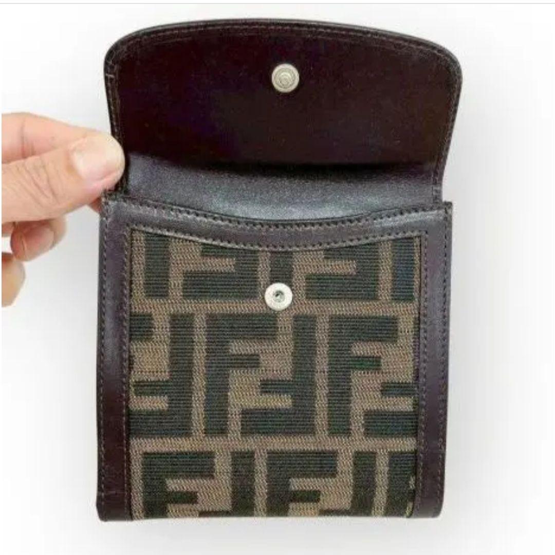 【希少/美品】FENDI フェンディ ズッカ柄 FFロゴ 二つ折り財布 元箱付き