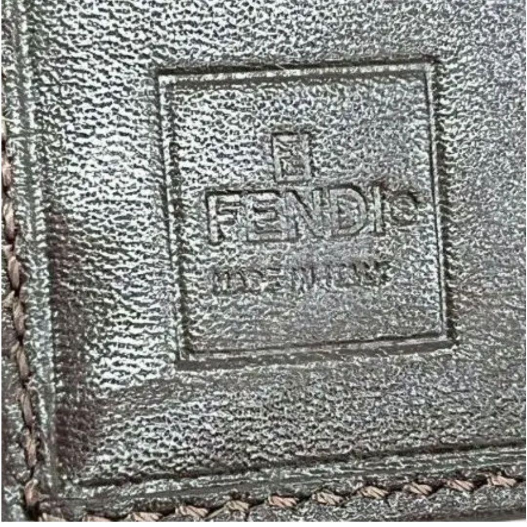【希少/美品】FENDI フェンディ ズッカ柄 FFロゴ 二つ折り財布 元箱付き