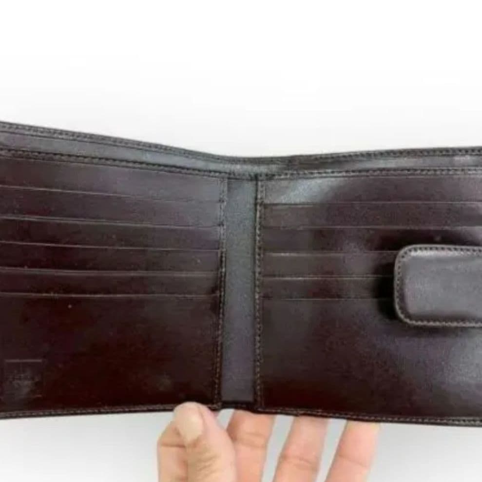 【希少/美品】FENDI フェンディ ズッカ柄 FFロゴ 二つ折り財布 元箱付き