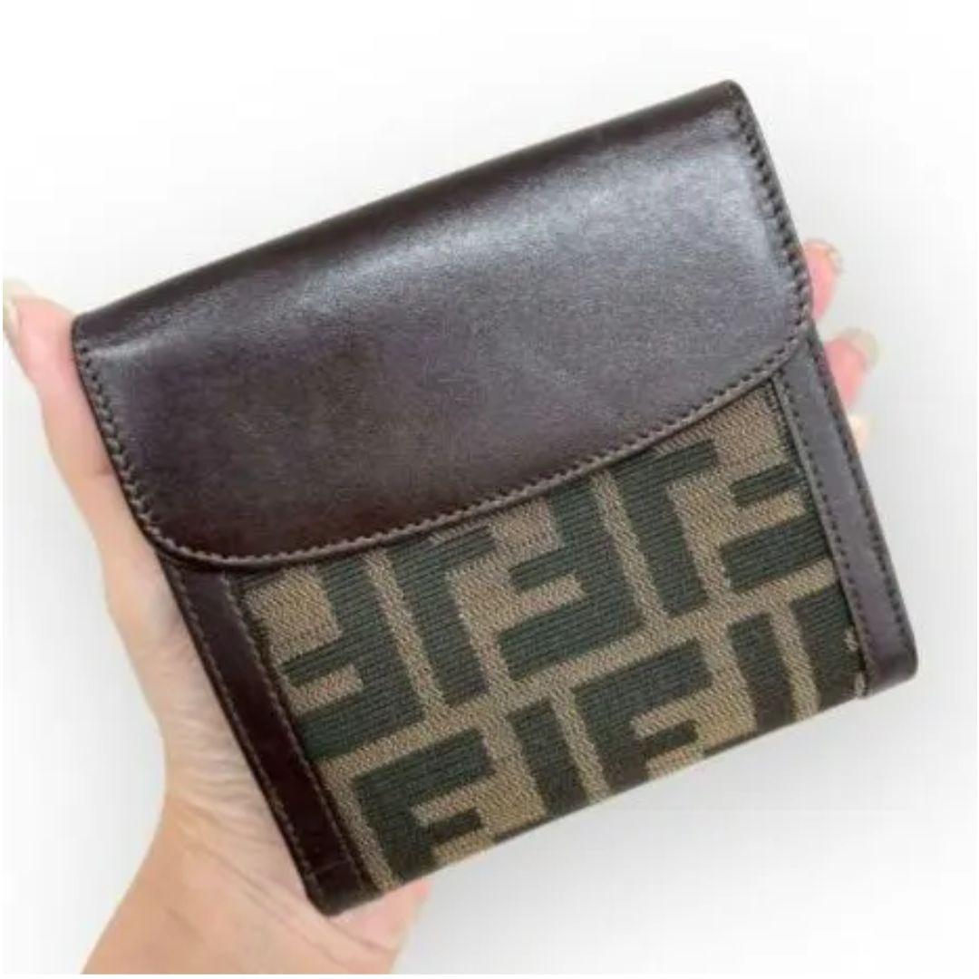 【希少/美品】FENDI フェンディ ズッカ柄 FFロゴ 二つ折り財布 元箱付き