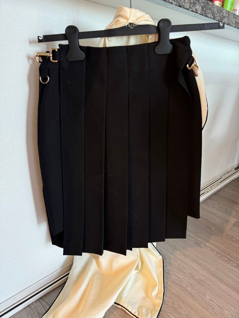 2023A/W 美品　FENDI スカート
