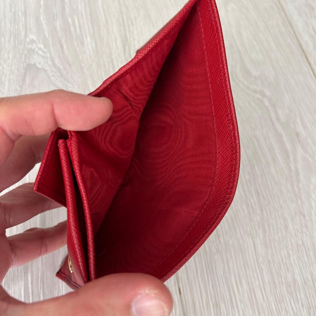 PRADA サフィアーノレザーレッド 二つ折り財布