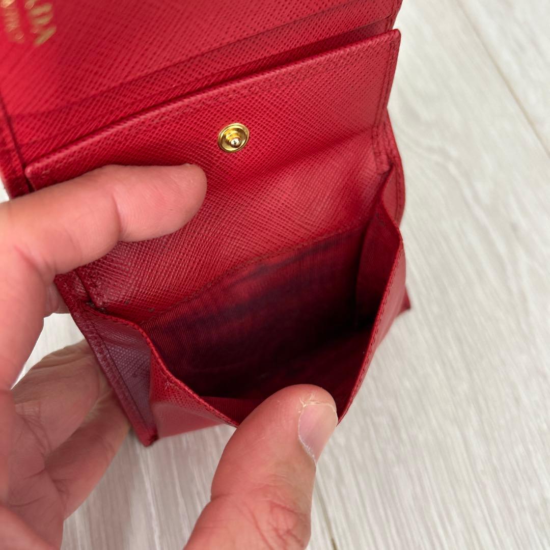 PRADA サフィアーノレザーレッド 二つ折り財布