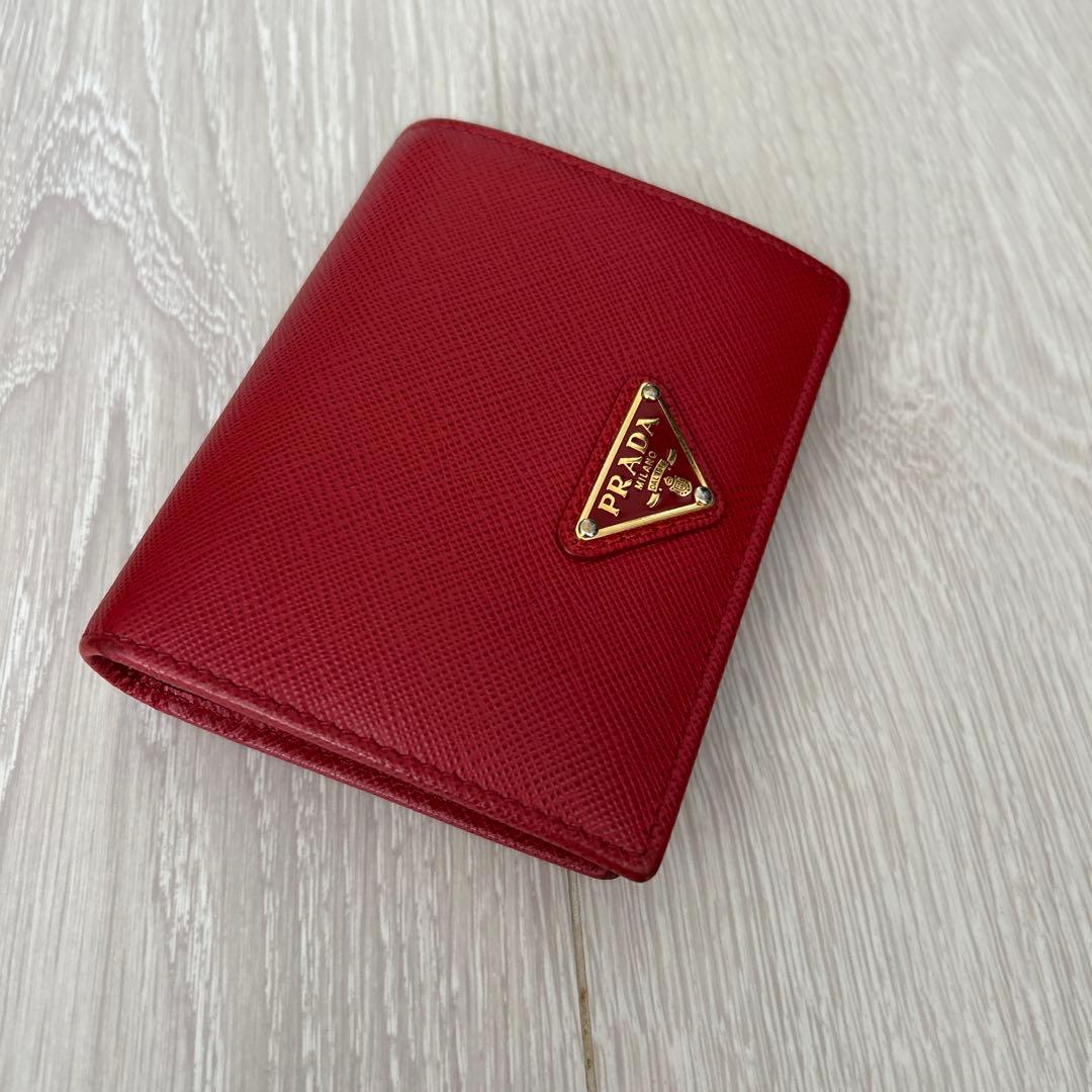 PRADA サフィアーノレザーレッド 二つ折り財布