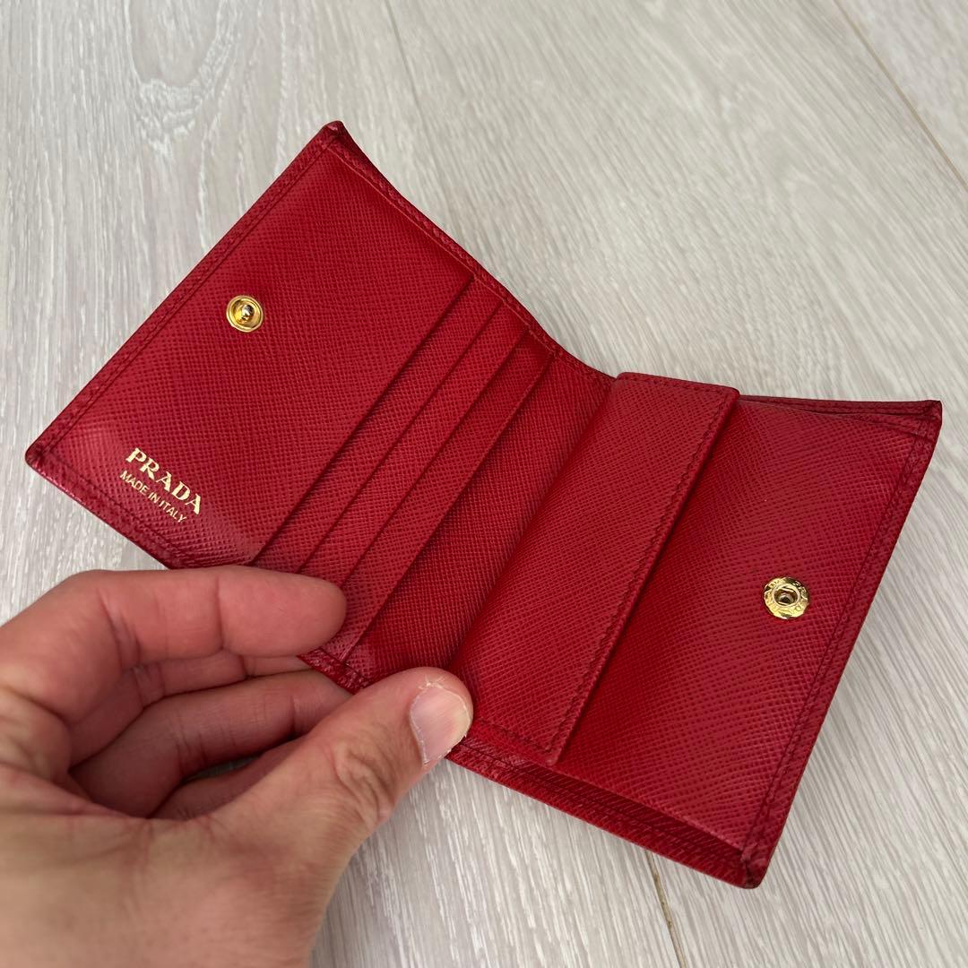 PRADA サフィアーノレザーレッド 二つ折り財布