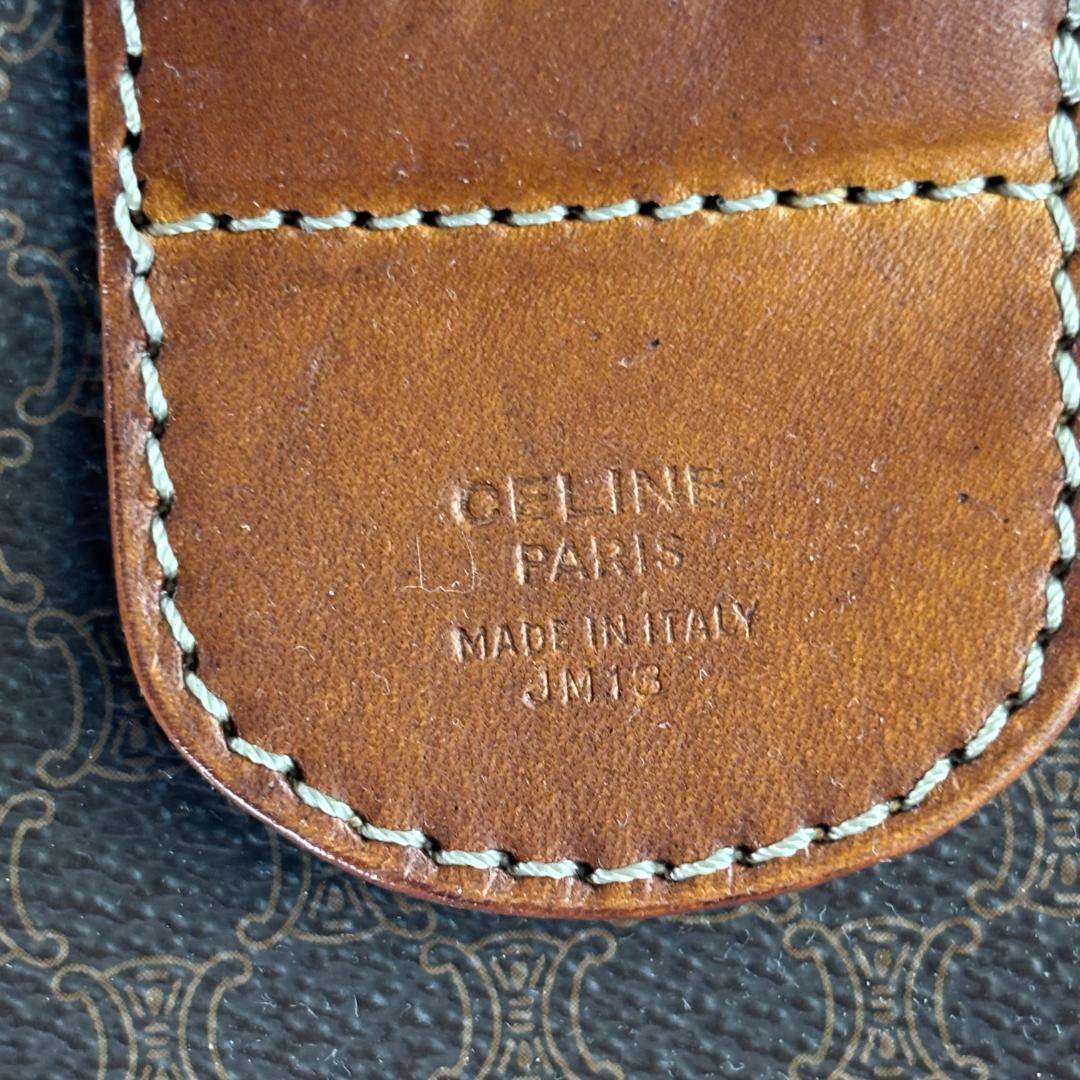 ブラウン レザーボストンバッグ ドットパターン