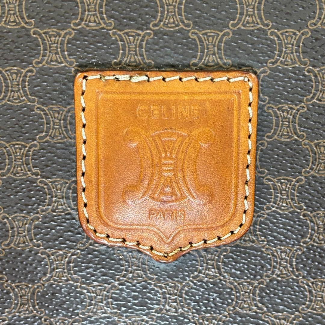 ブラウン レザーボストンバッグ ドットパターン