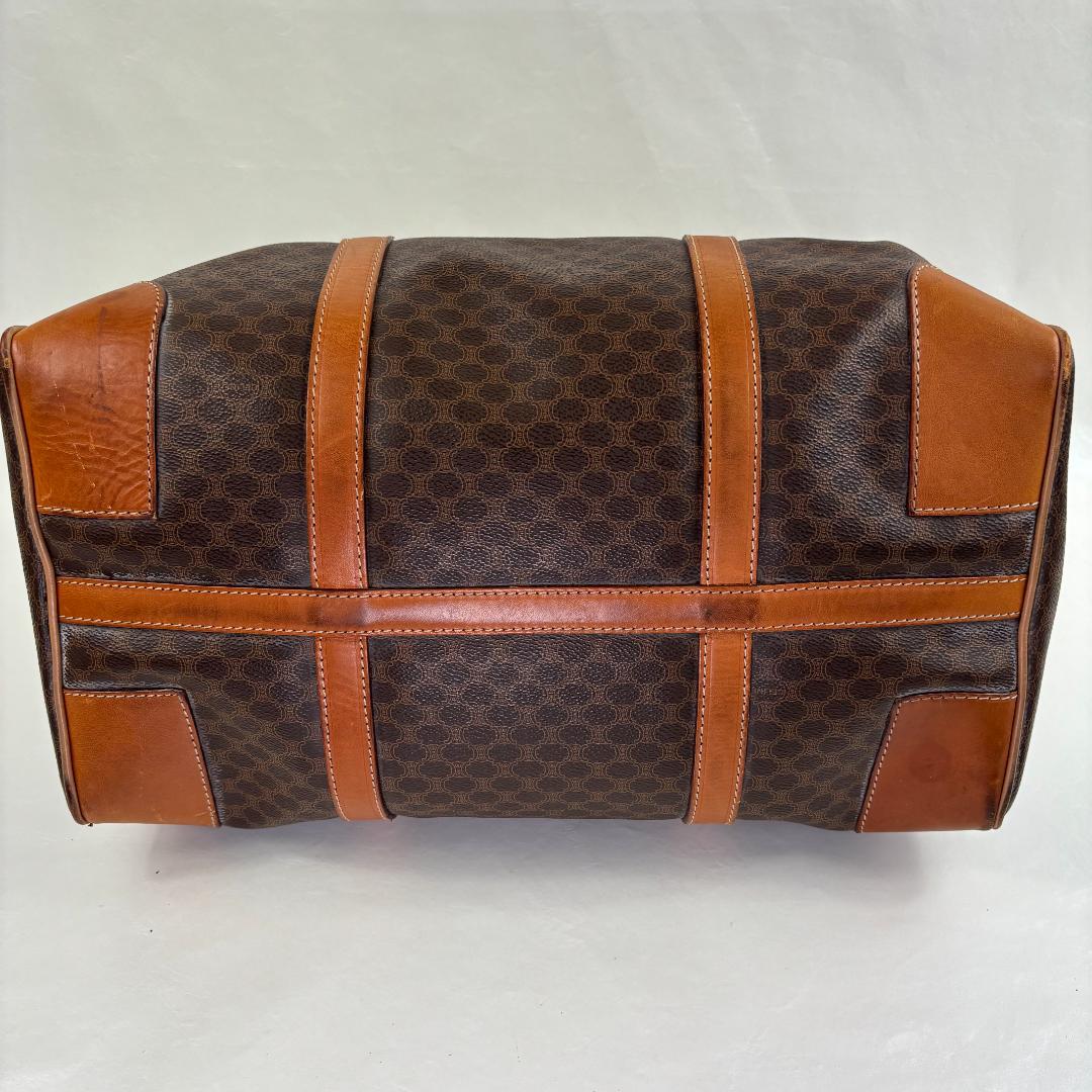 ブラウン レザーボストンバッグ ドットパターン