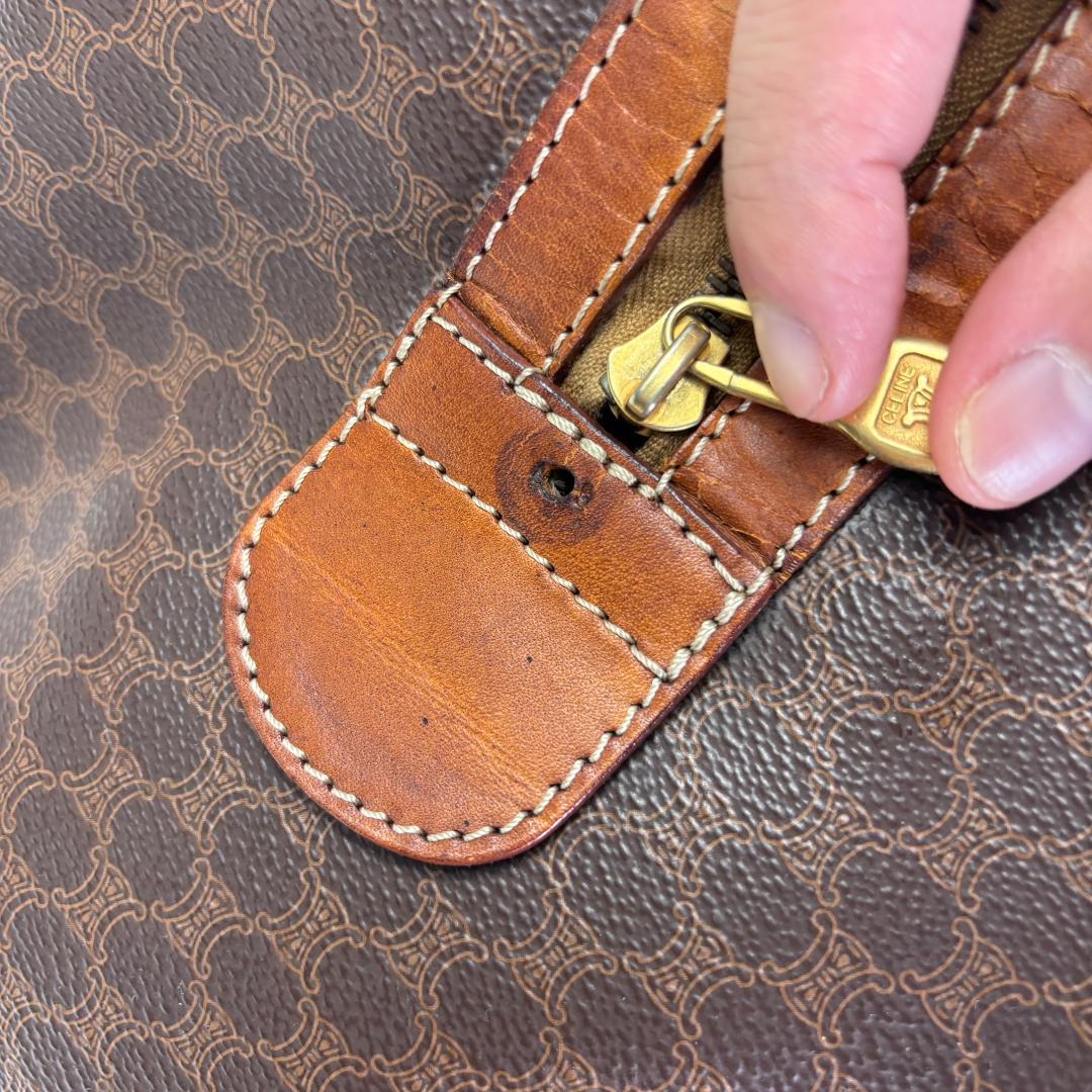 ブラウン レザーボストンバッグ ドットパターン