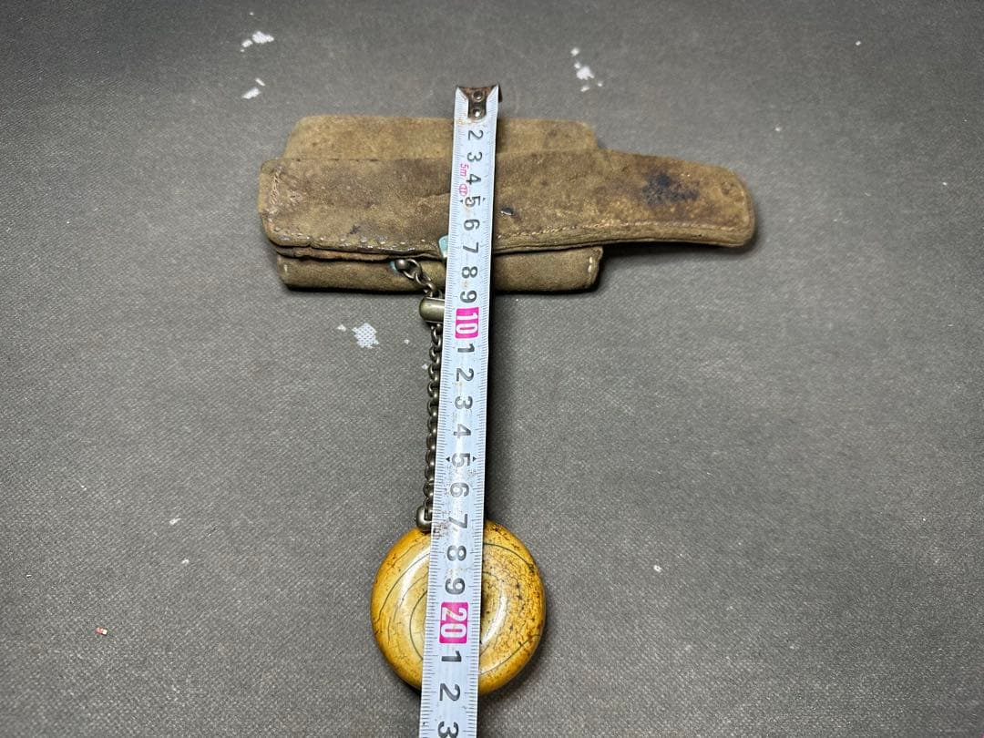 煙管入　根付　饅頭　キセル入れ　時代物 煙草道具　天然素材　アンティーク　骨董