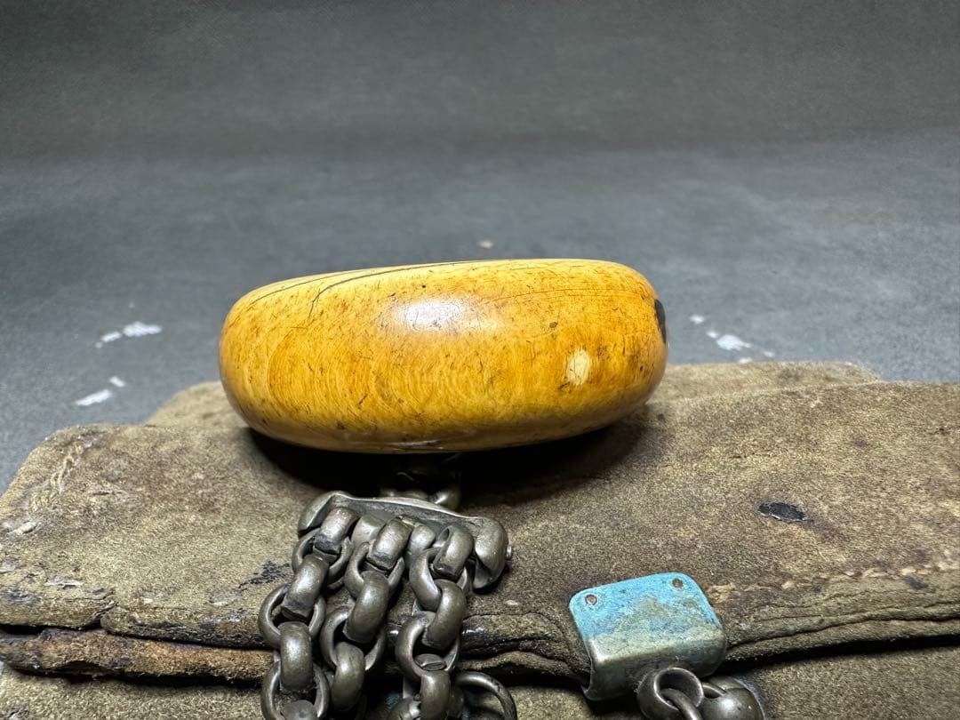 煙管入　根付　饅頭　キセル入れ　時代物 煙草道具　天然素材　アンティーク　骨董