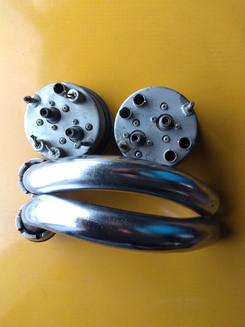 スズキT250スピードメーター、エキパイ