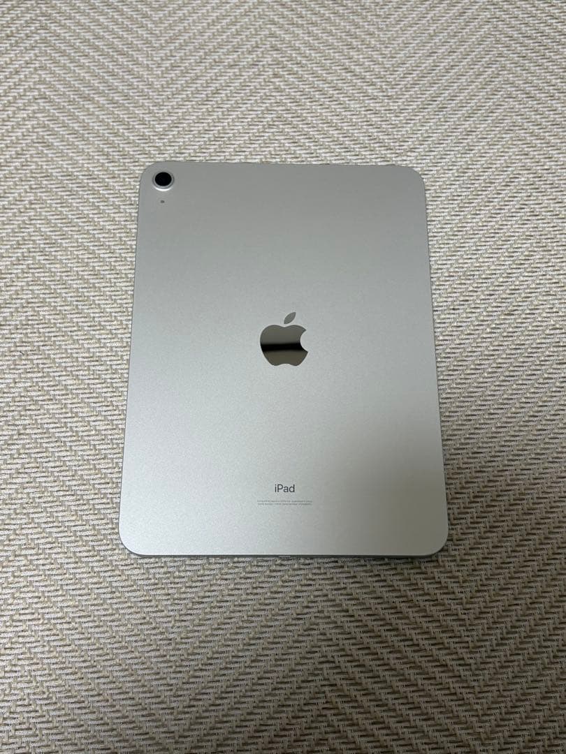 【美品】iPad 第10世代 64GB シルバー Wi-Fiモデル