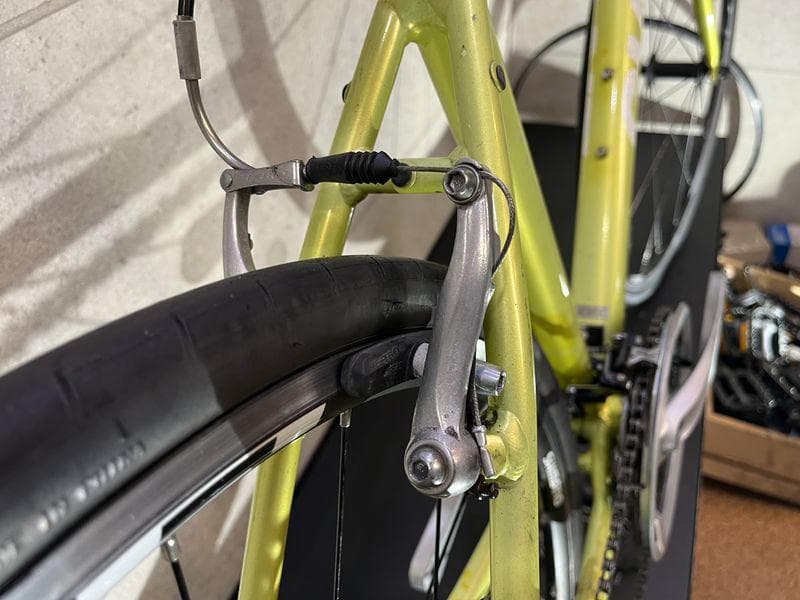 GIANT ESCAPE R3 クロスバイク sizeS　イエローカラー