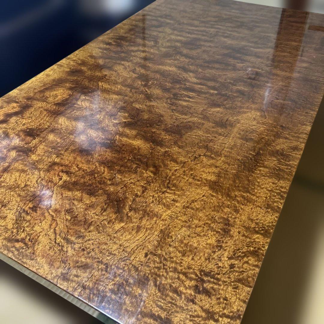 直接引取り限定！！重厚感のある茶色　木製テーブル