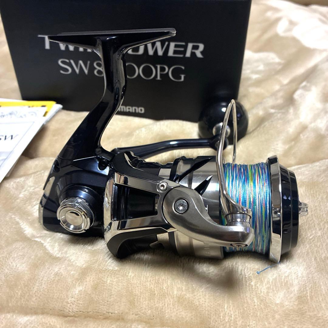 【美品】 TWIN POWER SW8000PG スピニングリール