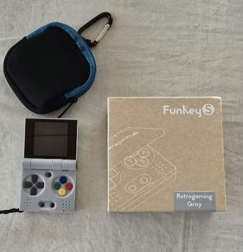 Funkey S Retro Gaming Console　（rg nano）