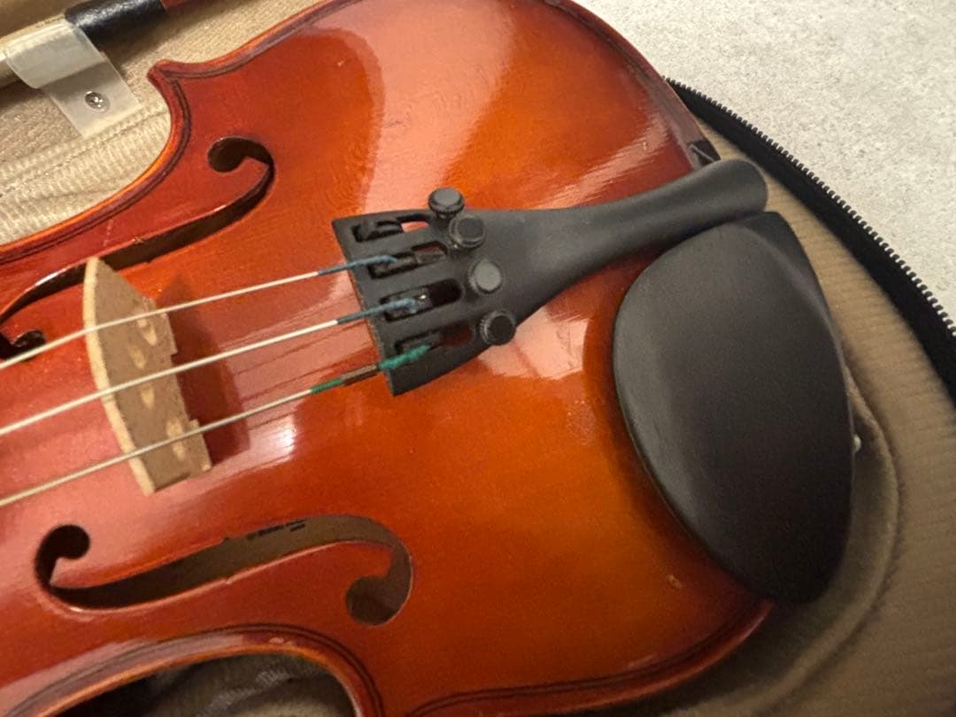 スズキバイオリン1/8&マツヤニ