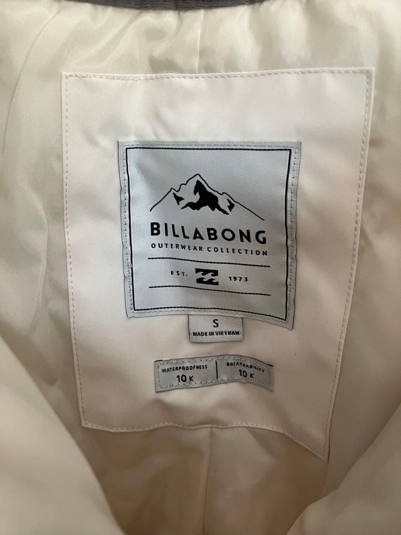 値下げ。BILLABONGスノーボードウェア上下セット ※着用参考画像あり