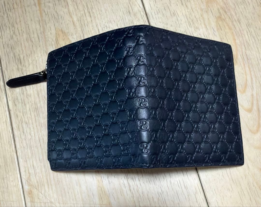GUCCI マイクロ　シマ　ネイビー 二つ折り財布　メンズ