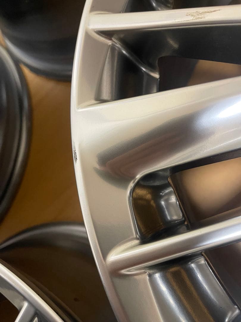 (ゆう)アルファード30系後期．純正ホイール17インチ．