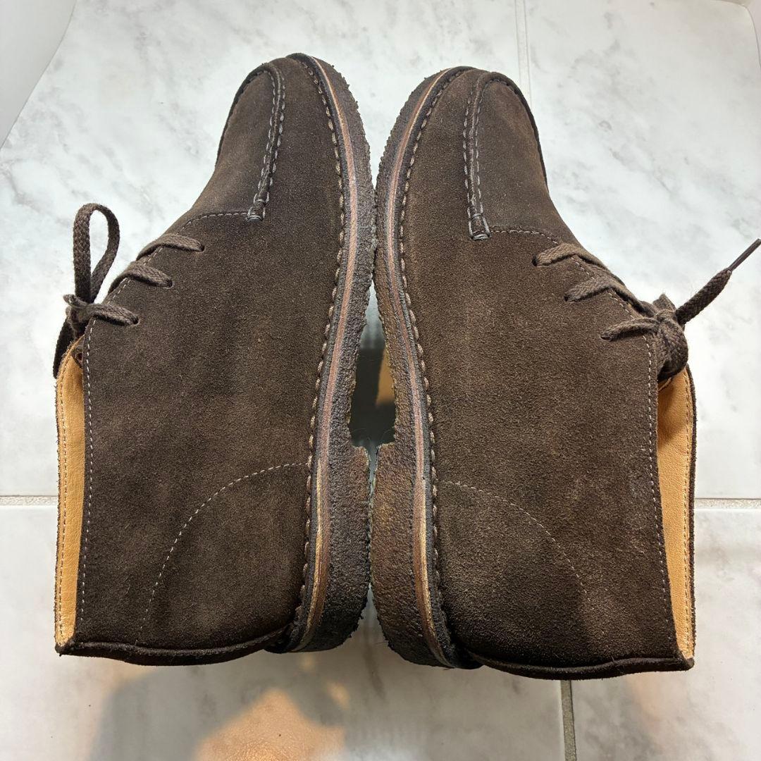 ドレイクス Drake's クロスビースエードチャッカブーツ 007モデル