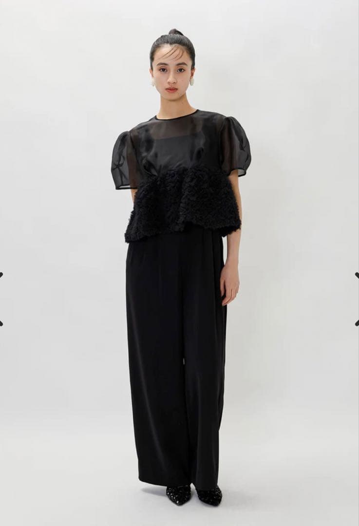 niana スウェルペプラムセットアップパンツドレス