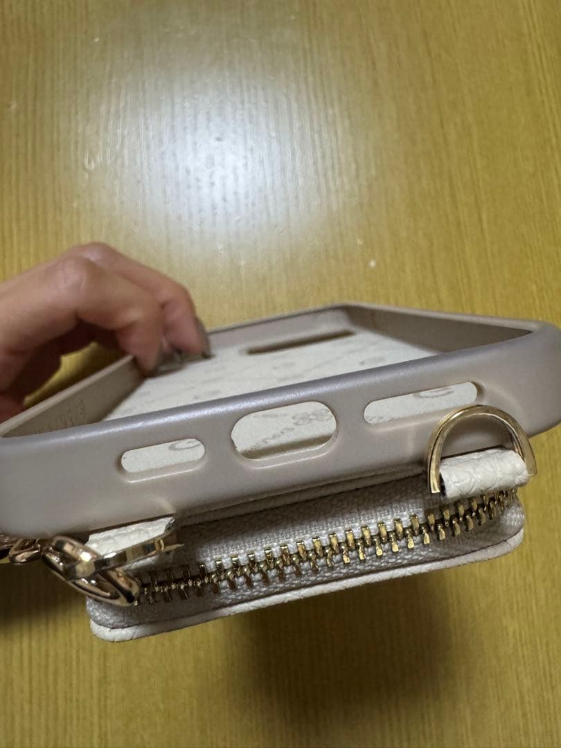 custype iPhone15promax ケース