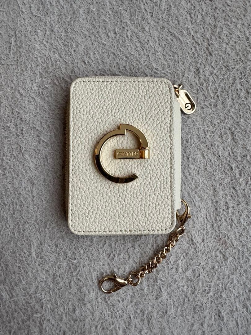 custype iPhone15promax ケース