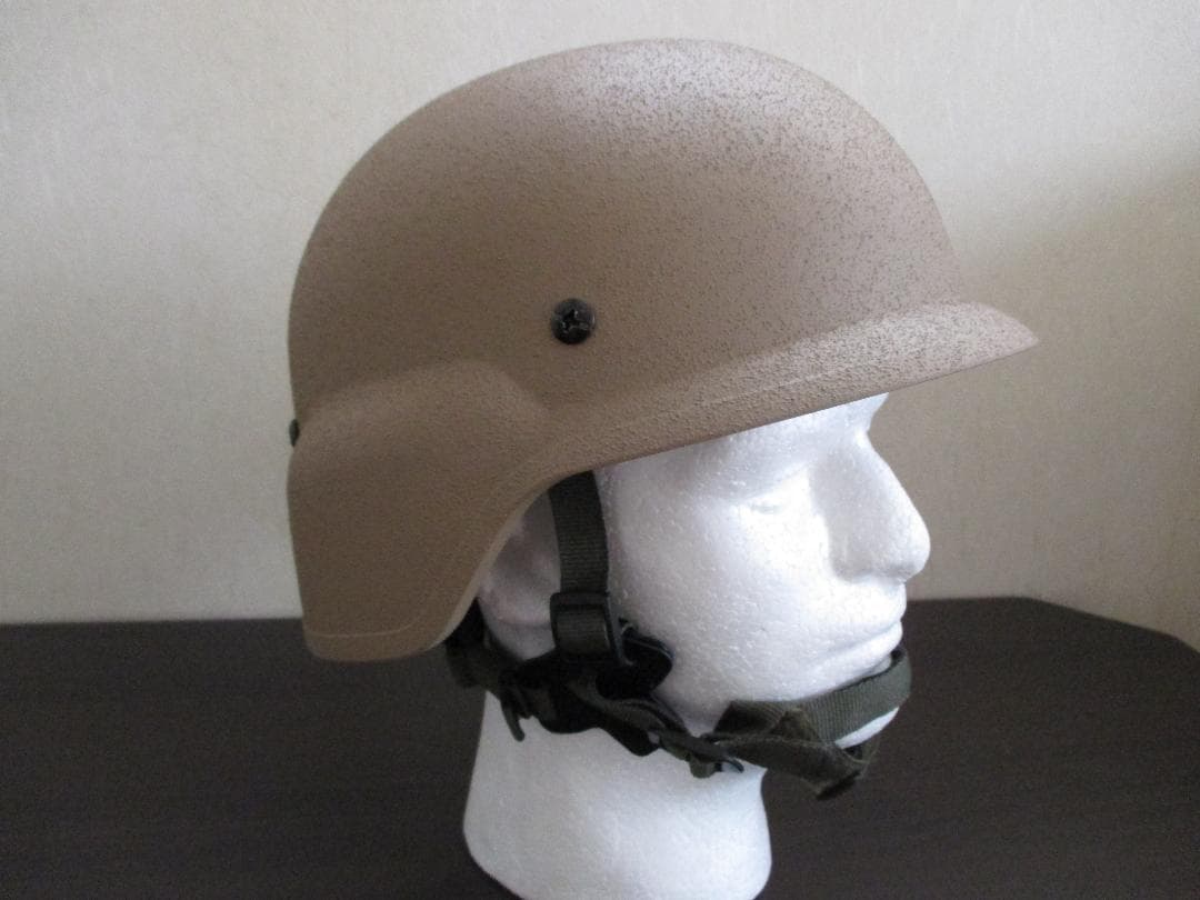 新品　レプリカ　米軍　海兵隊　USMC　LWH　コンバットヘルメット　コヨーテ色
