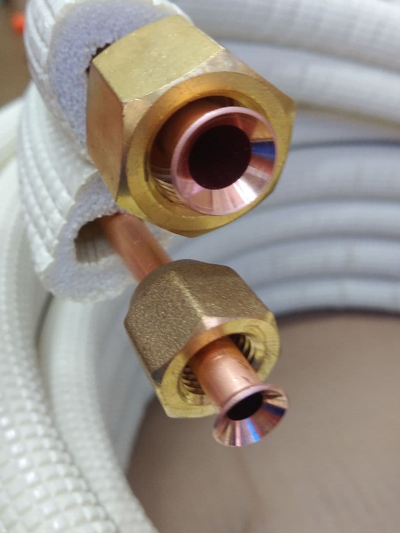 8m◆エアコン配管セット◆フレア加工済◆VVF、非粘着テープ3個、ドレン等◆新品