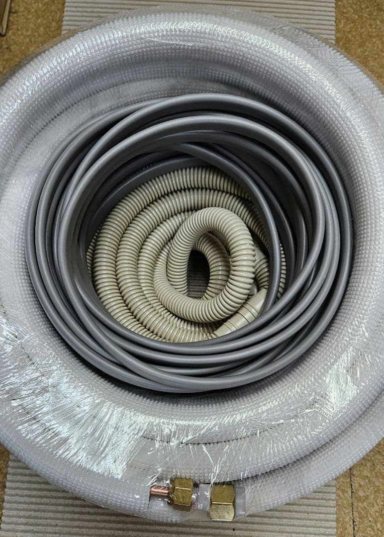 8m◆エアコン配管セット◆フレア加工済◆VVF、非粘着テープ3個、ドレン等◆新品
