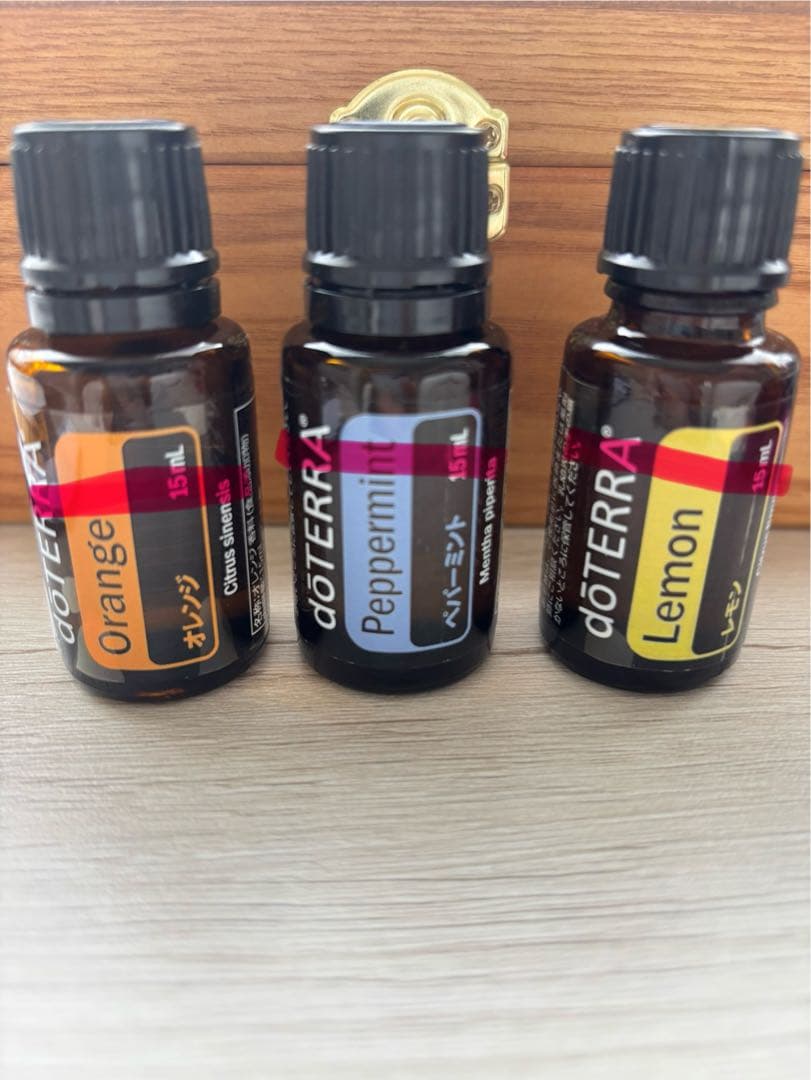 doTERRAドテラ森の音デラックス登録キット セット・オイル家庭医学事典