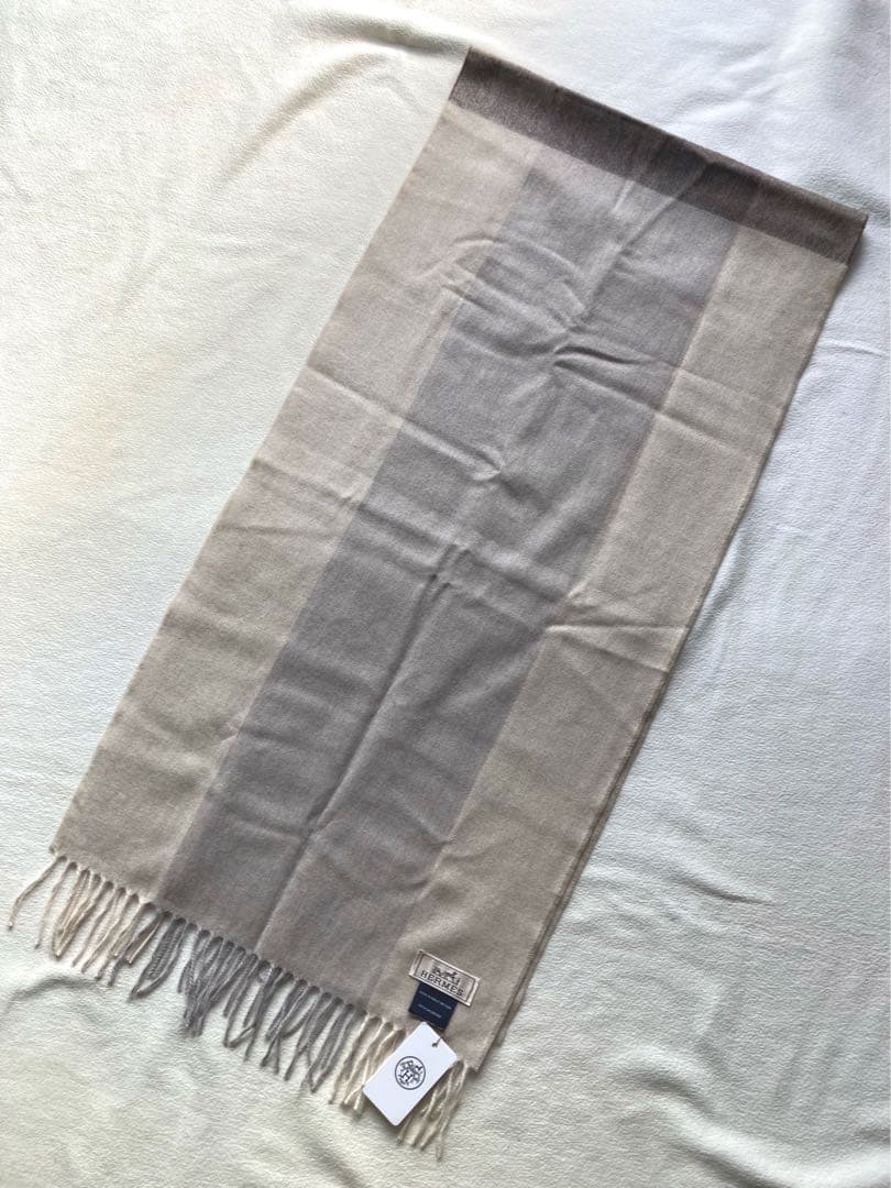 未使用タグ付　エルメス　切替　カシミヤ100 マフラー　グレージュ　箱・カード付