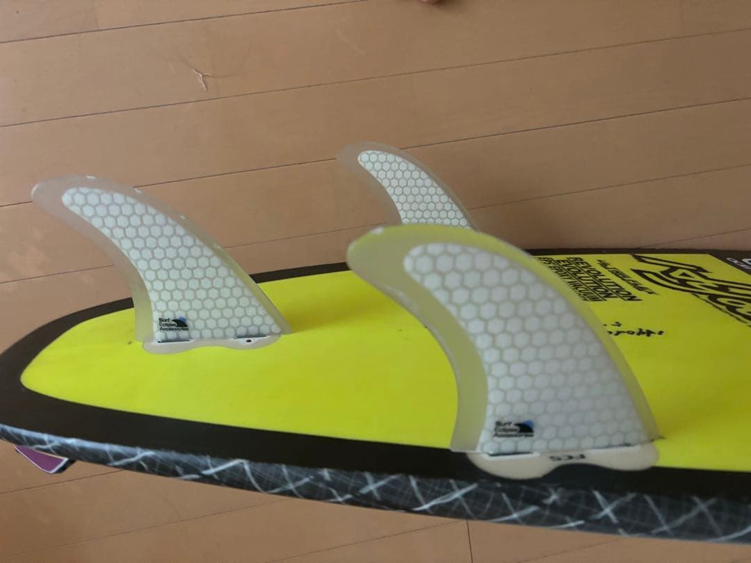 サーフボード 5'11\" 10/15まで