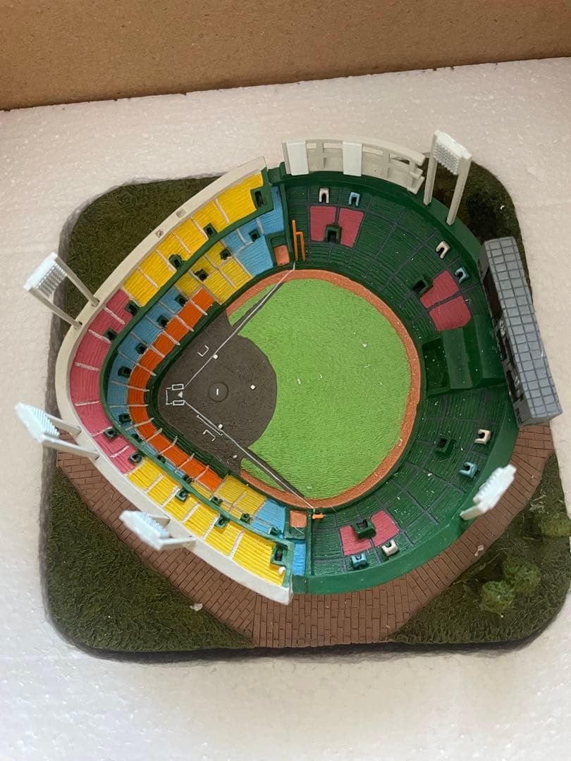 広島市民球場　限定　メモリアルフィギュア