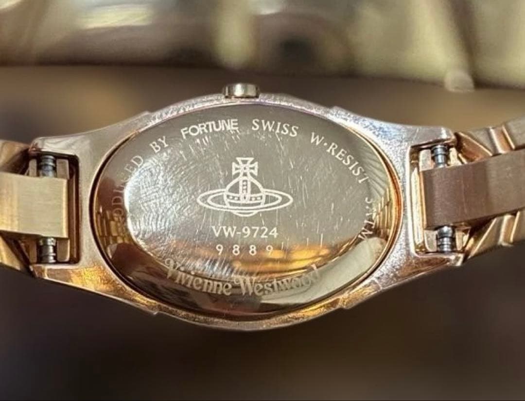 【最終値下げ】ヴィヴィアンウエストウッド　アーマー　腕時計