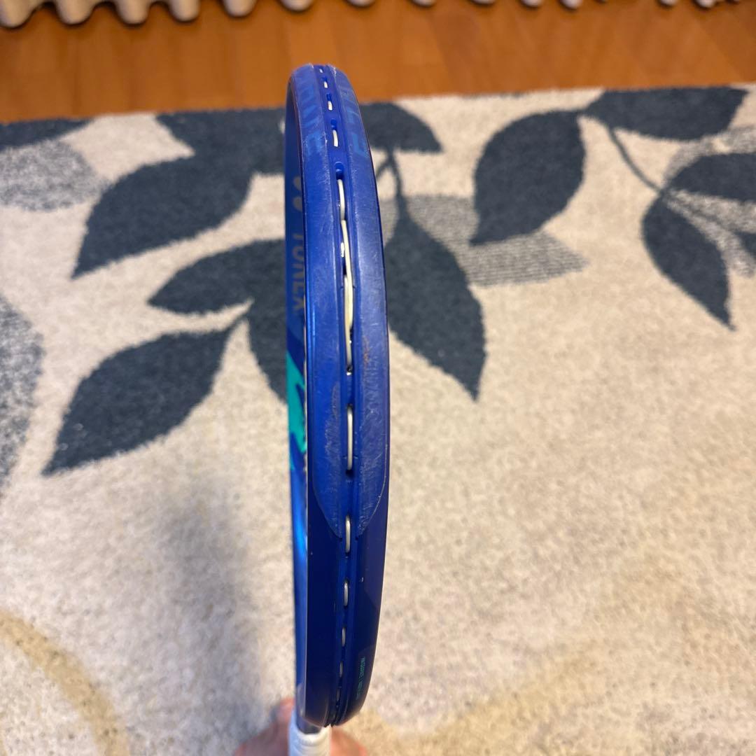 ヨネックス　イーゾーン 100 グリップサイズ2