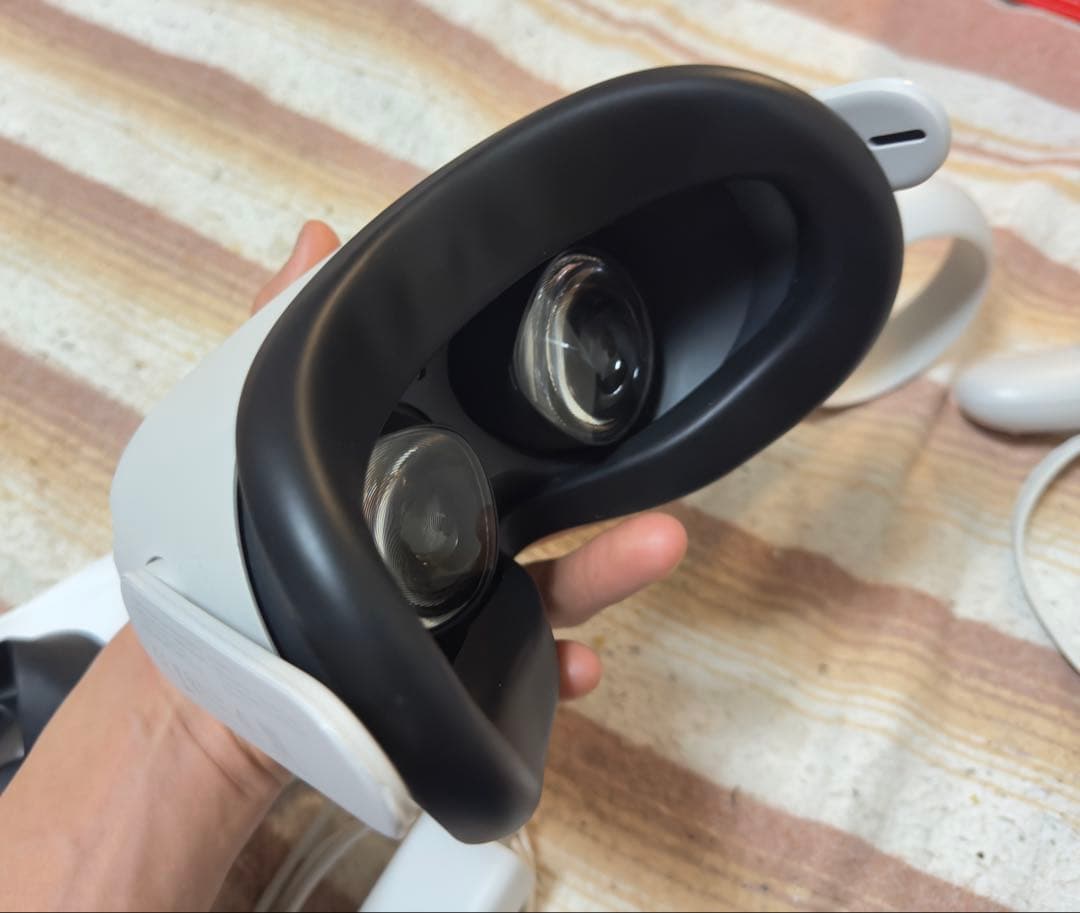 その他   Quest 2 -VR handset- 64gb