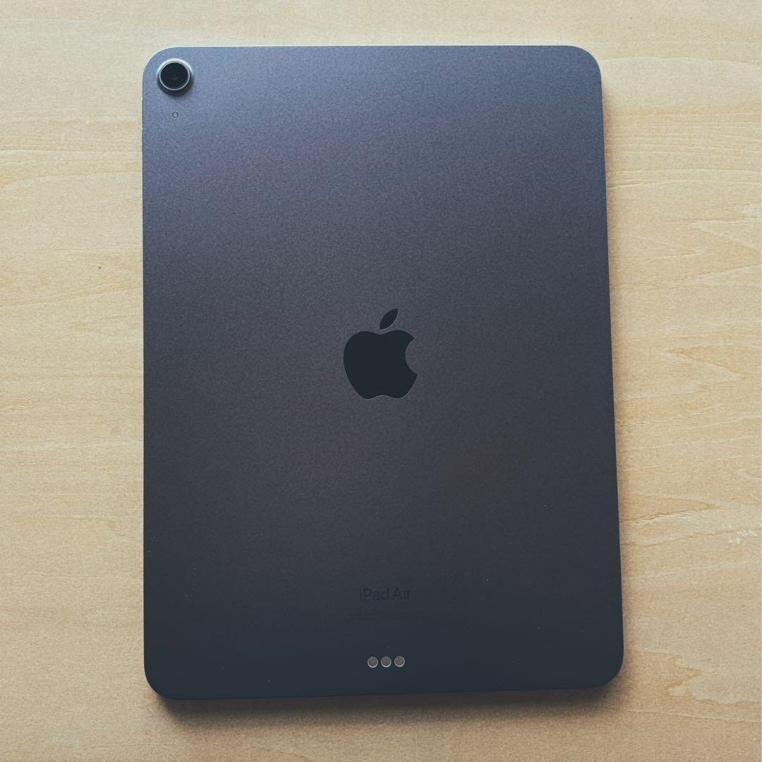 iPadAir 第5世代【64GB】　ケース・フィルム付き