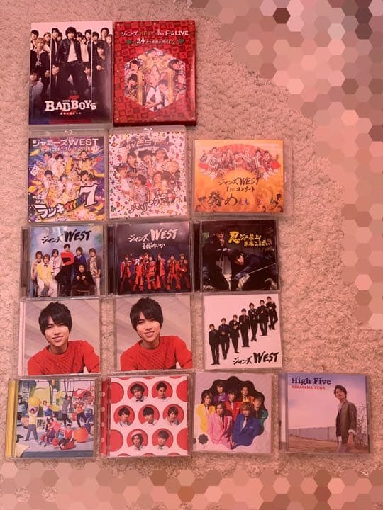 ジャニーズWEST LIVEDVD CD 限定版 通常盤 うちわ ペンライト