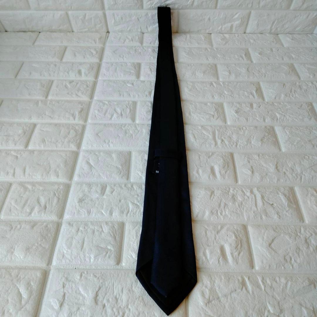 ドレイクス【美品】ネクタイ　シルク100%　イングランド製　ネイビー系