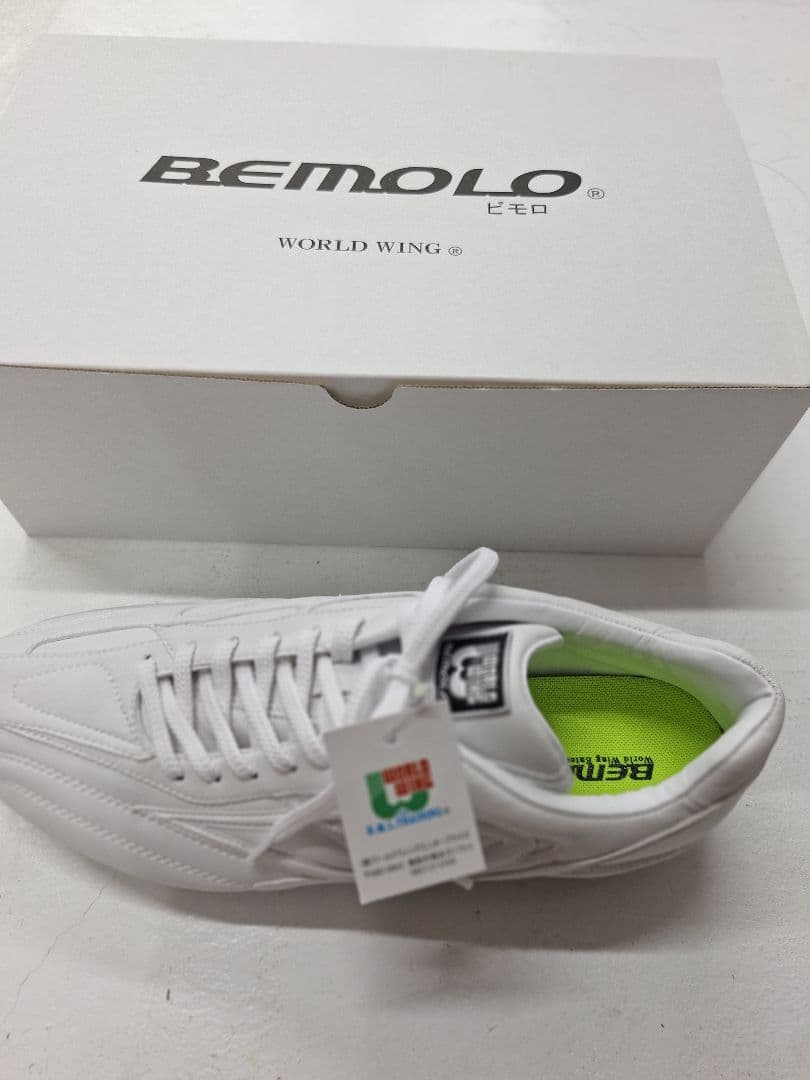 BEMOLO WORLD WING ホワイト スポーツシューズ28.５センチ