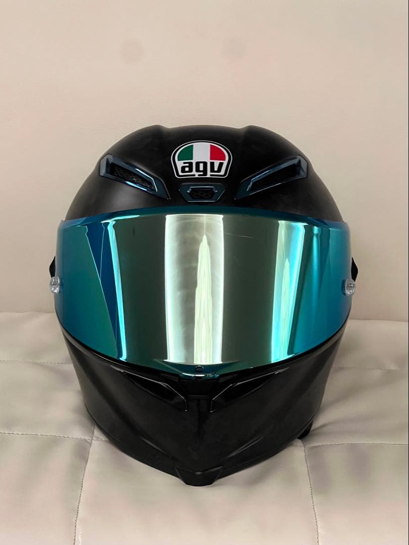 憧れの AGV PISTA GP RR FUTURO CARBONIO (SE)