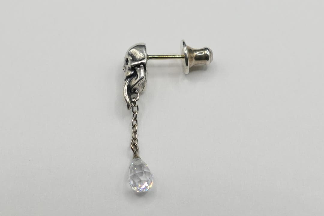 美品　ジャスティンデイビス　タンツイスター　スカル　ピアス　SEJ408