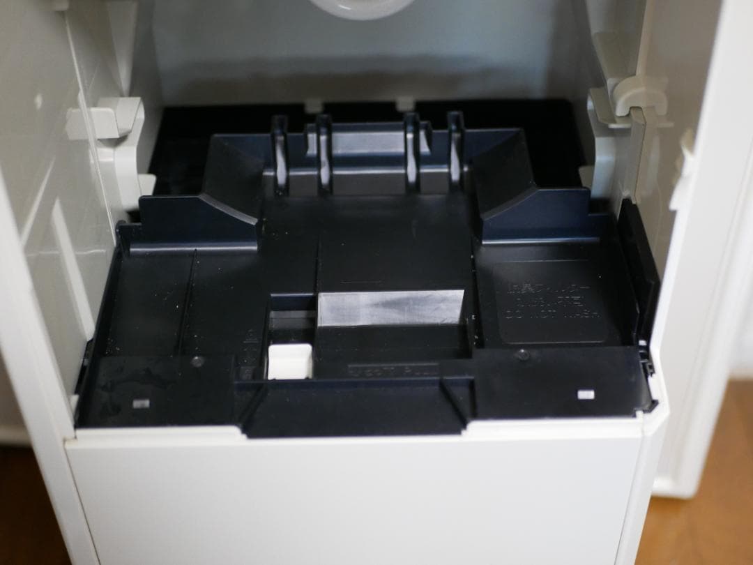 ダイキン 加湿 空気清浄機 ストリーマ MCK50Y-W スリムタワータイプ