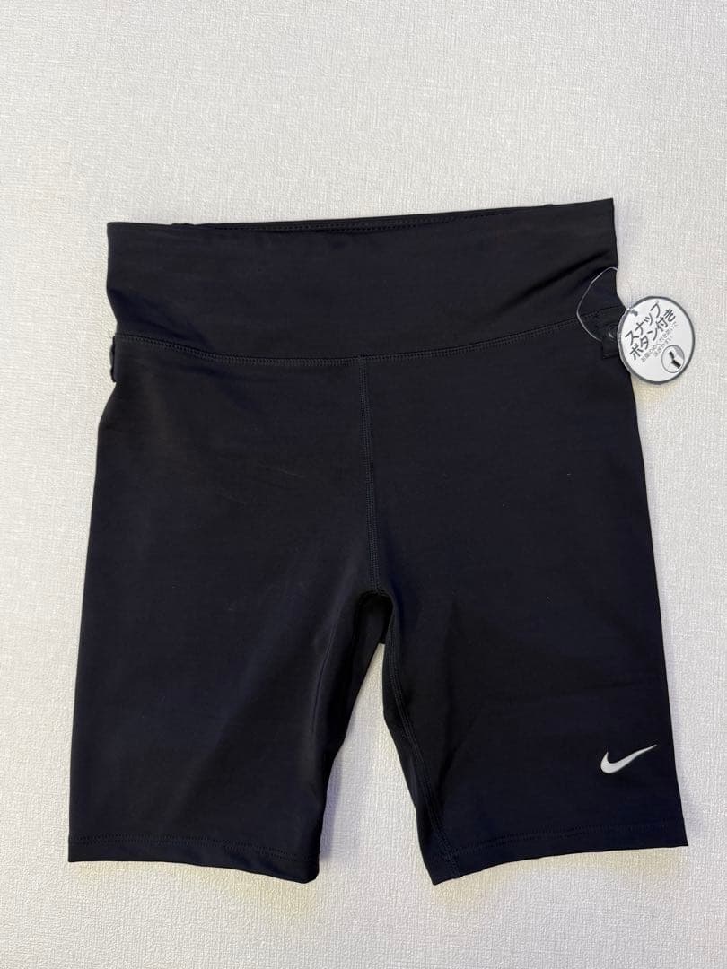 【新品未使用】Nike フィットネス水着 セパレート