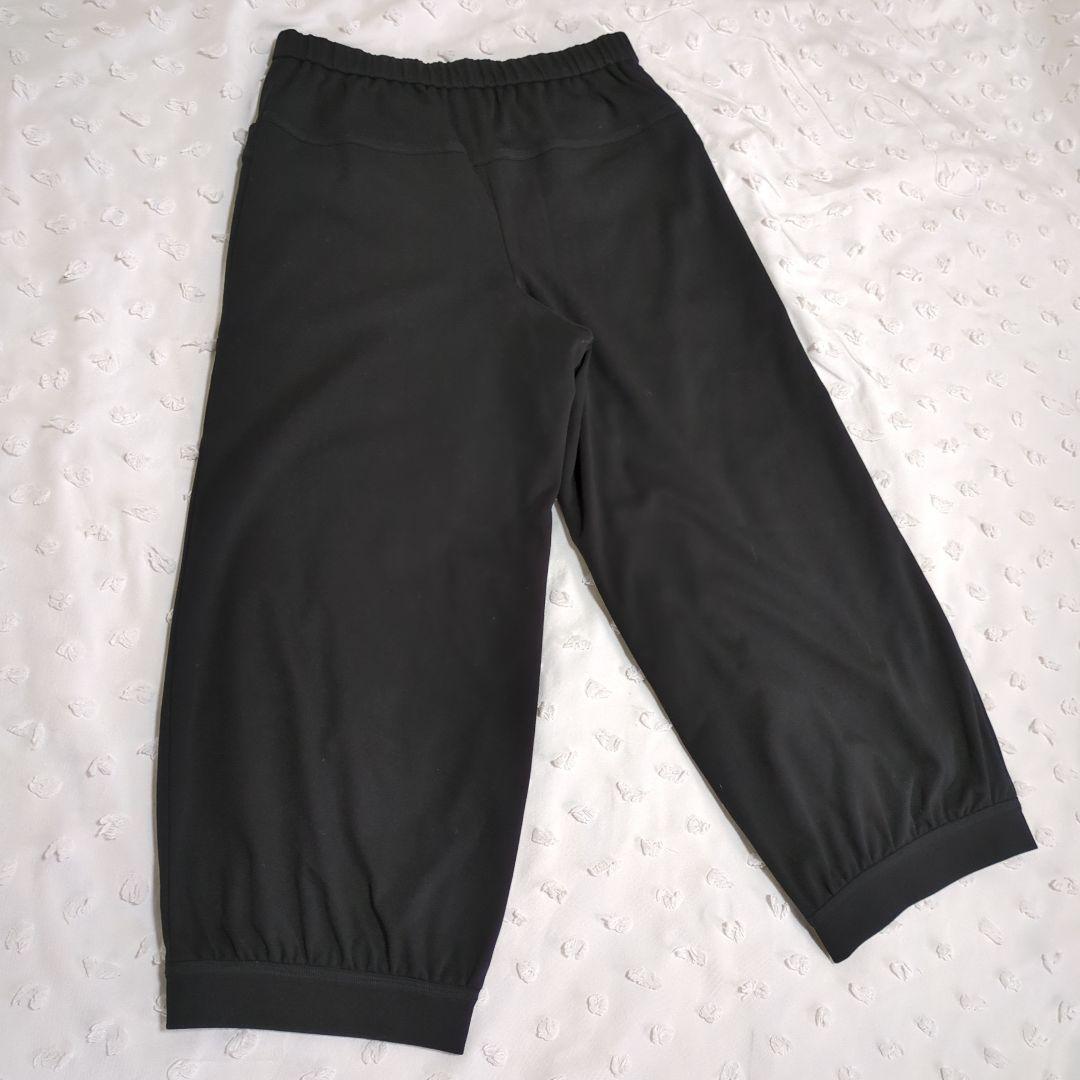 エイココンドウ　E-clat ブラックパンツ レディース サイズ42